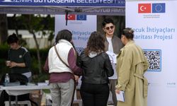 Üniversiteli gençler İzmir’e festivalle “merhaba” dedi