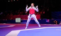 Bakan Bak'tan Merve Dinçel Kavurat'a Tebrik Mesajı