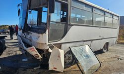 Tarım işçilerini taşıyan midibüste 3 ölü, 12 yaralı