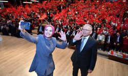 Başkan Büyükkılıç, Bakan Göktaş ile Birlikte Öğrencilere Bin 782 Kaynak Kitap Seti Dağıttı