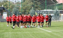 Eskişehirspor’da Akın ve Mehmet Takımla Döndü, Kaptan Ali Fırat 6 Hafta Yok