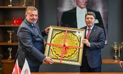 Bakan Tunç: “Avukatlarımız, Hak Arama Hürriyetinin Teminatıdır”