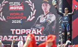 Toprak Razgatlıoğlu, Dünya Superbike Şampiyonası'nı kazandı!