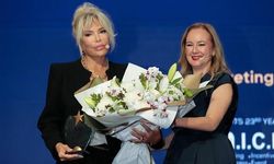 Ajda Pekkan,Yaşam Boyu Başarı Ödülü'ne layık görüldü