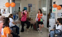 İzmir Şehir Tiyatroları’nın “Sanat İyileştirir” projesi sürüyor