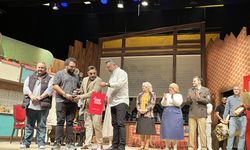 Adanalılar, “Üç Jokerli Konken’i” keyifle izledi