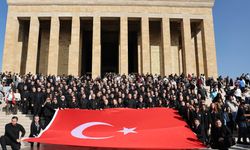 Büyükşehir Ata'sının huzurunda