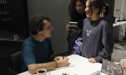 Özgür Mumcu Nilüfer’de okurlarıyla buluştu