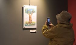 40 yıllık eserler sanatseverlerle buluştu