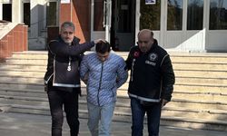 Bıçaklanma anları kameralara yansıdı