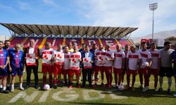 Futbolun efsane isimleri buluştu