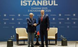 Hakan Fidan, Mohammad Ishaq Dar ile bir aradaydı