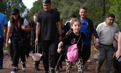 438 metre yükseklikte çilek festivaline akın ettiler