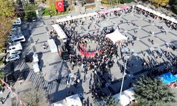 Filistin'e destek etkinliği yoğun ilgi gördü