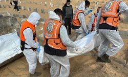 Gazze’de 30 Filistinli Toplu Defnedildi