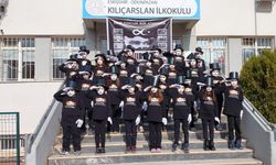 Minikler  Atatürk’ü andı