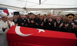 Polis kardeşi şehit abisini gözyaşlarıyla uğurladı