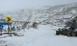 Ülkenin en sıcak yeri beyaza büründü