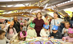 Başkan Ünlüce çocuk hakları şenliğinde miniklerle buluştu