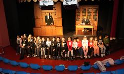 Atatürk minik yüreklerde yaşatıldı