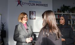 Başkan Ünlüce, gençlerin talebini geri çevirmedi