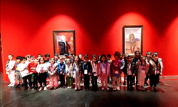 Sevginin en saf hali küçücük ellerde sergiye dönüştü