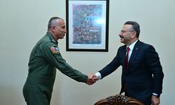 SOLOTÜRK EKİBİNDEN VALİ AKSOY’A ZİYARET