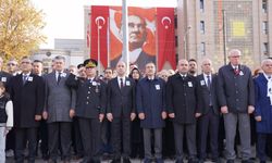 Başkan Ataç, 10 Kasım Töreninde: “Özlemle ve Minnetle Anıyoruz”