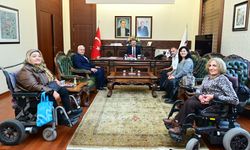 Türkiye Sakatlar Derneği Eskişehir Şubesi’nden Vali Aksoy’a Ziyaret