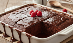 10 Dakikada Hazır Islak Kek Tarifi (Brownie Tadında)