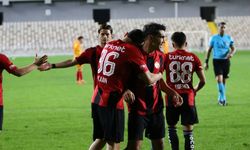 Eskişehirspor, İzmir’de Akın Akman’ın golüyle 3 puanı kaptı!