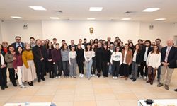 Rektör Adıgüzel, Dünya Engelliler Günü’nde Öğrencilerle Buluştu