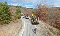 İnönü’de Asfalt Onarım Çalışmaları Son Sürat Devam Ediyor