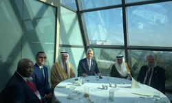 Ticaret Bakanı Bolat, Mısırlı ve Suudi Arabistanlı Yetkililerle Görüştü