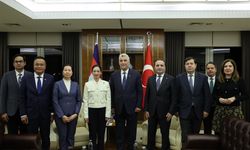 Ticaret Bakanı Bolat Kamboçya Ticaret Bakanı ile buluştu