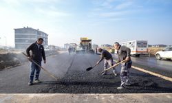 YOL VE BULVAR ÇALIŞMALARI HIZ KESMİYOR