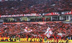 Eskişehirspor–Karşıyaka maçına büyük ilgi: Bilet sayısı 25 bine yaklaştı!