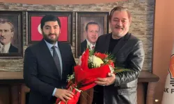 Ak Parti etimesgut'ta yeni dönem! Yasin Şankazan görevi devraldı