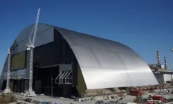 Çernobil koruma kalkanı hasarlı!