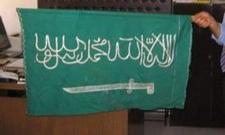 Üç asırlık kayıp sancak hurda çuvallarının içinden çıktı