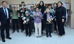 Geri dönüşümle hem eğlendiler hem öğrendiler