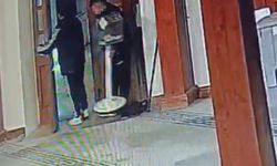 Yardım kutusunu çaldılar