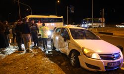 Kırmızı ışık ihlali kazaya yol açtı