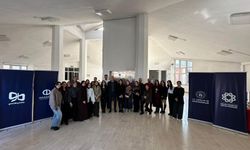 Gençler “Afet Zamanlarında Dijital Gönüllülük” için bir araya geldi