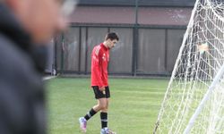 Eskişehirspor taraftarı cezaların zamanlamasına tepki gösterdi