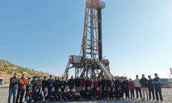 Silopi’deki Dader-1 Sondaj Sahası Öğrencileri Ağırladı