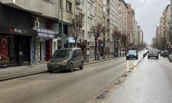 Atatürk Caddesi'nde dubalar kalktı