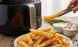 Airfryer'da çıtır patates tarifi: Yağsız ve hızlı atıştırmalık