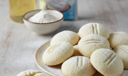 Sadece 3 malzemeli un kurabiyesi (ağızda dağılma garanti)