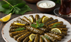 Kalem gibi dizilecek, asla dağılmayacak! Zeytinyağlı yaprak sarma